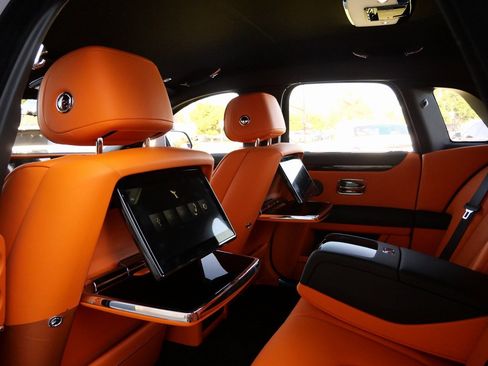 New 2025 Rolls-Royce Ghost image 27