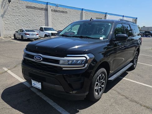 Used 2024 Ford Expedition Max XLT image 1