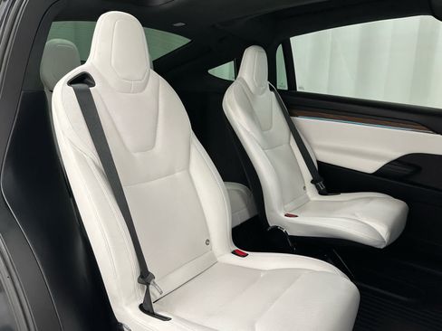 Used 2026 Tesla Model X AWD/4WD image 23