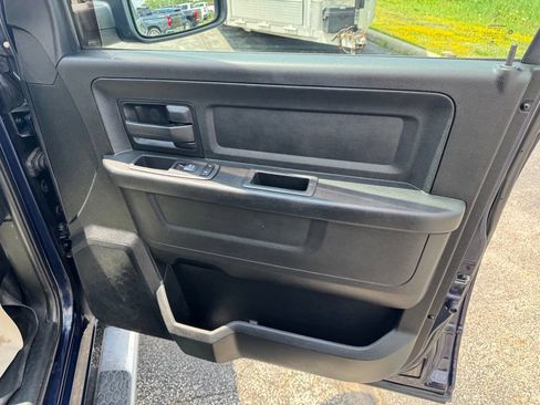 Used 2017 RAM 1500 Express w/ Express Value Package AWD/4WD image 17