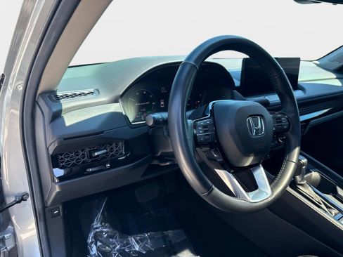 Used 2024 Honda Accord Touring image 19