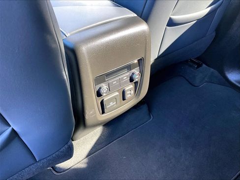 Used 2023 Buick Enclave Essence w/ Experience Buick Package image 29