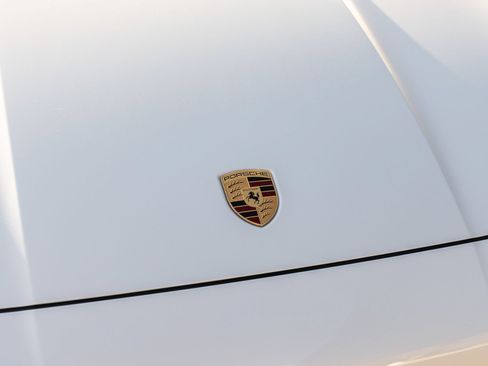 Certified 2026 Porsche Cayenne AWD/4WD image 19