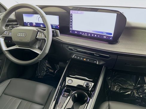 New 2026 Audi Q3 quattro 2.0T image 6