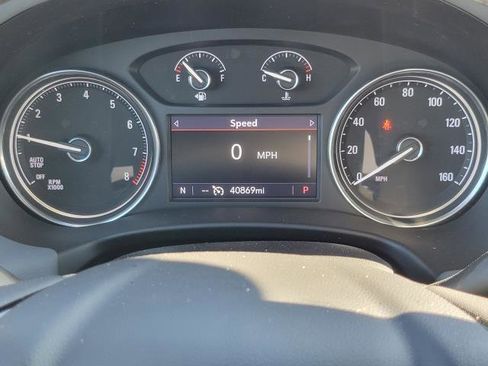 Used 2023 Buick Enclave Essence w/ Experience Buick Package AWD/4WD image 12
