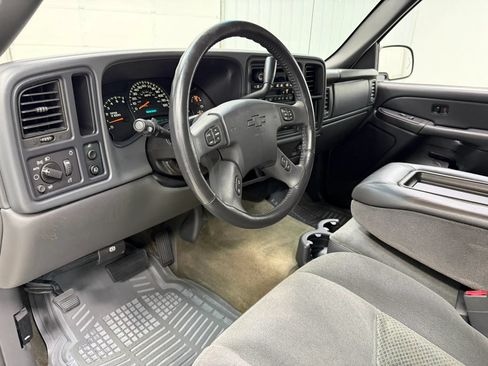 Used 2005 Chevrolet Silverado 1500 LS RWD image 13