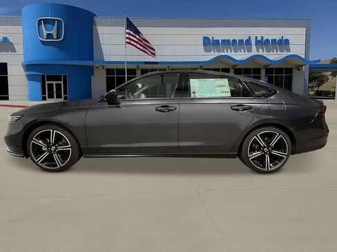 New 2026 Honda Accord SE image 2