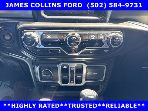 Used 2018 Jeep Wrangler Unlimited Sport S AWD/4WD image 13