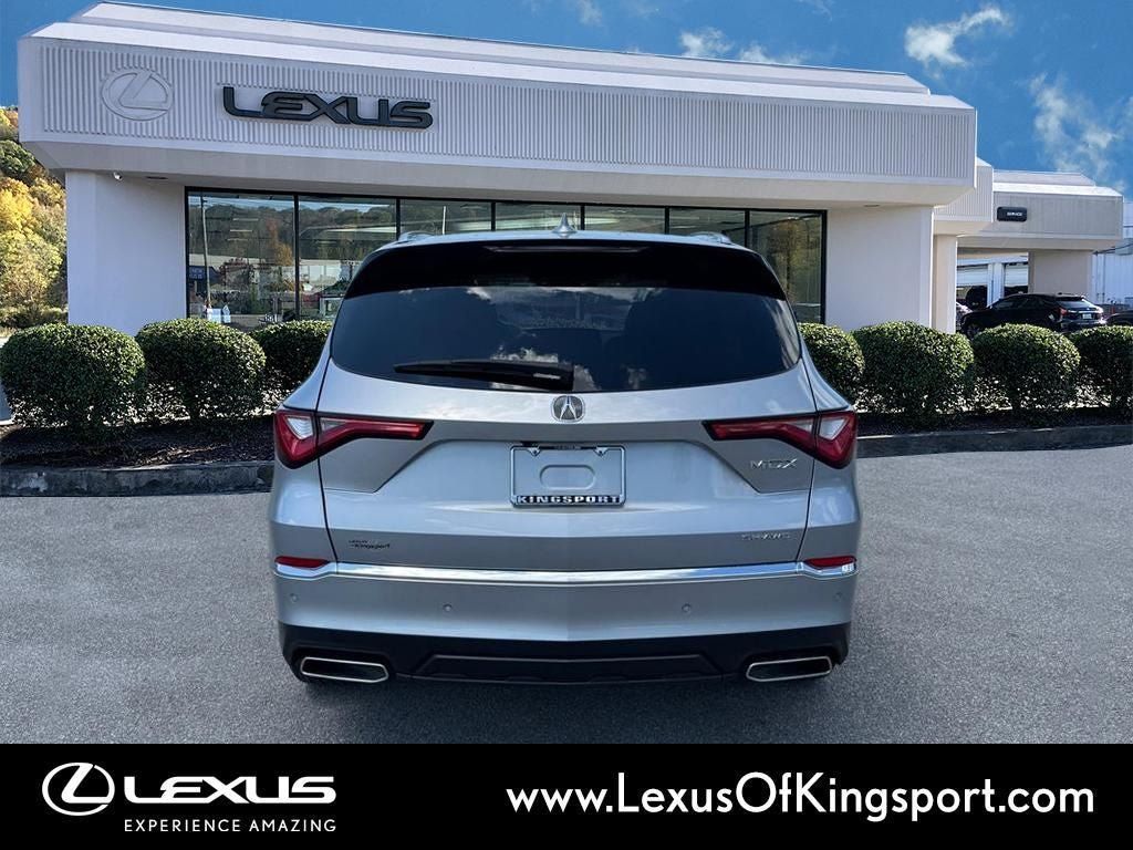 Used 2024 Acura MDX w/ Advance Package AWD/4WD image 4