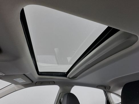 Certified 2023 Honda Civic EX image 21