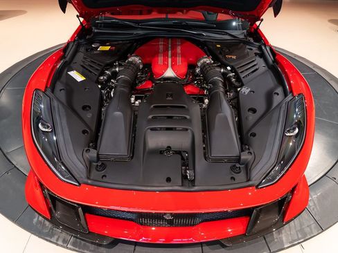 Certified 2022 Ferrari 812 Competizione RWD image 18