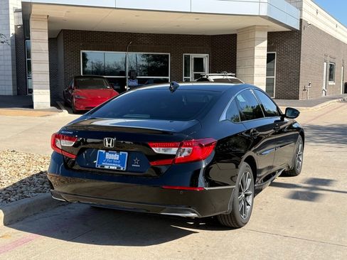 Certified 2022 Honda Accord EX-L image 5
