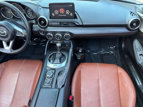 Used 2023 MAZDA MX-5 Miata Grand Touring RWD image 12