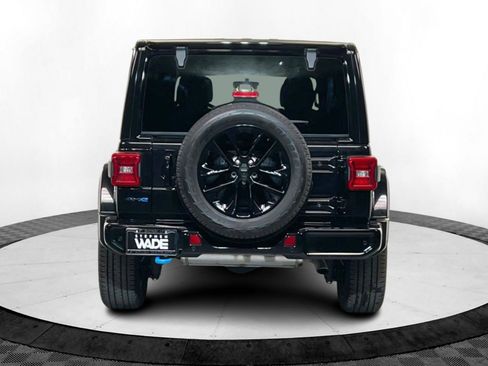Used 2021 Jeep Wrangler Unlimited Sahara image 5