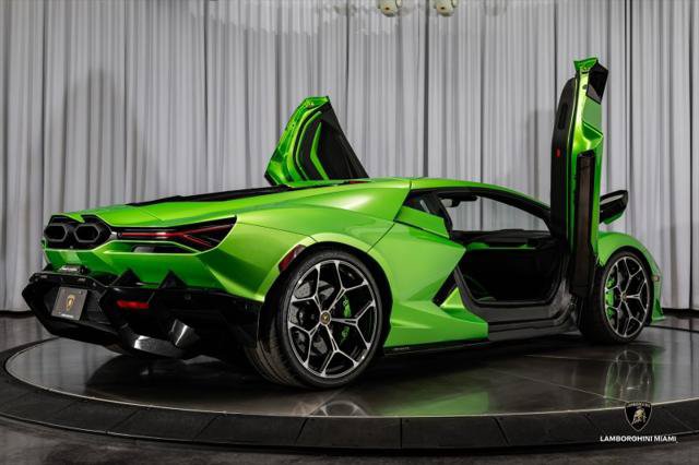 Used 2024 Lamborghini Revuelto AWD/4WD image 31