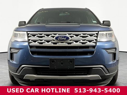 Used 2019 Ford Explorer XLT w/ Class III Trailer Tow Package AWD/4WD image 2