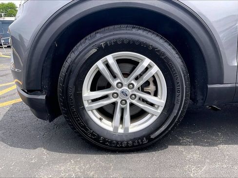 Used 2021 Ford Explorer XLT RWD image 8