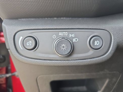 Used 2022 Chevrolet TrailBlazer RS w/ Sun and Liftgate Package FWD image 25