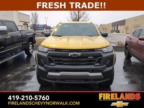Used 2023 Chevrolet Colorado Trail Boss w/ Technology Package image 25