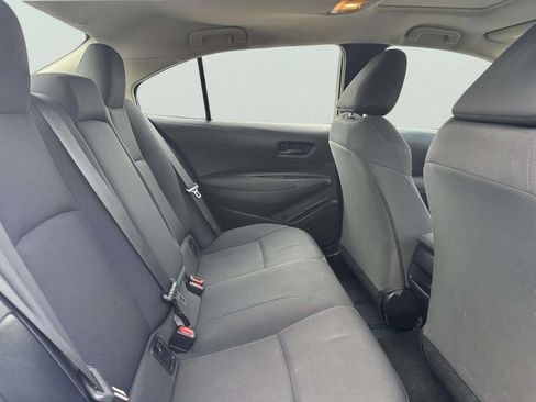 Used 2022 Toyota Corolla LE image 15