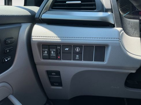 Used 2023 Honda Odyssey EX-L image 20