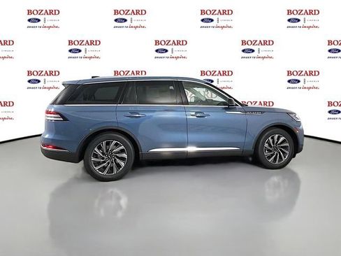 New 2026 Lincoln Aviator 2WD image 8