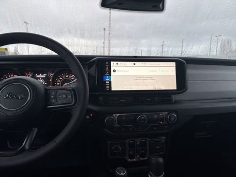 New 2026 Jeep Gladiator Sport image 12