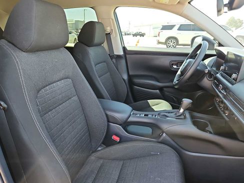 Used 2025 Honda HR-V LX image 18