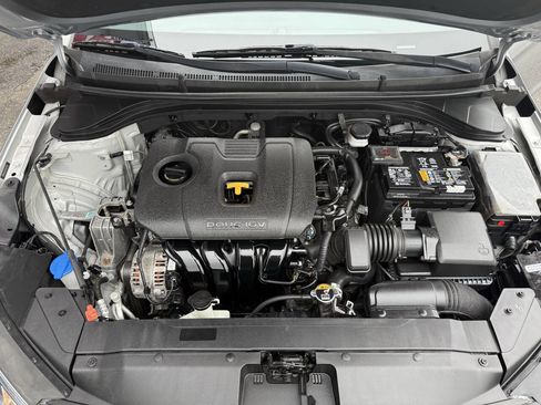 Used 2020 Hyundai Elantra SEL image 20