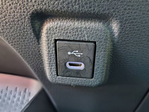 Used 2024 Toyota Corolla SE image 20