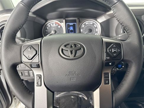 Certified 2023 Toyota Tacoma 4x4 Double Cab image 14