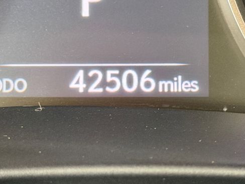 Used 2018 Lexus ES 350 w/ Luxury Package w/Wood Trim FWD image 18