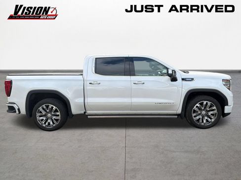 Used 2023 GMC Sierra 1500 Denali w/ Denali Reserve Package AWD/4WD image 4