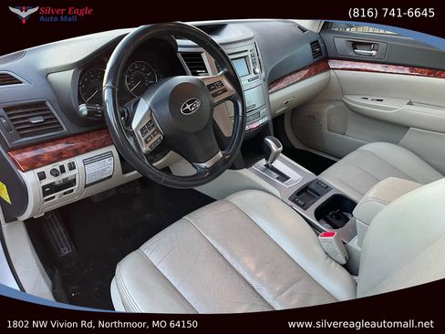 Used 2012 Subaru Outback 2.5i Limited w/ Moonroof Pkg image 6