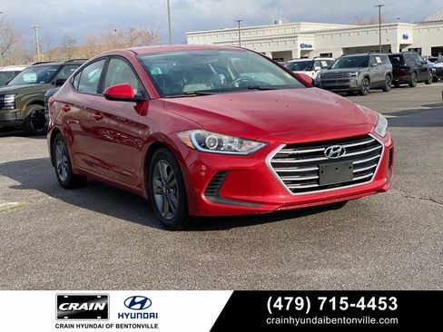Used 2018 Hyundai Elantra SEL image 1