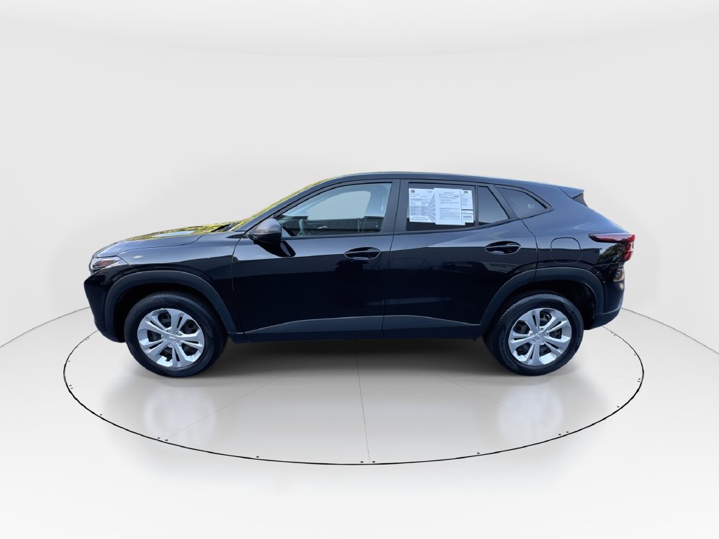 Used 2024 Chevrolet Trax LS FWD image 5