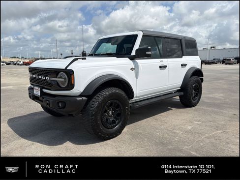 Used 2023 Ford Bronco Wildtrak image 1