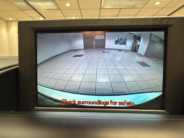 Used 2010 Lexus HS 250h w/ Preferred Accessory Package FWD image 5