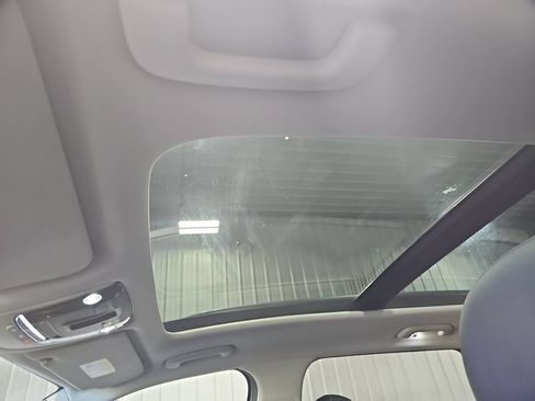 Used 2023 Kia Sorento S w/ Panoramic Sunroof Package AWD/4WD image 30