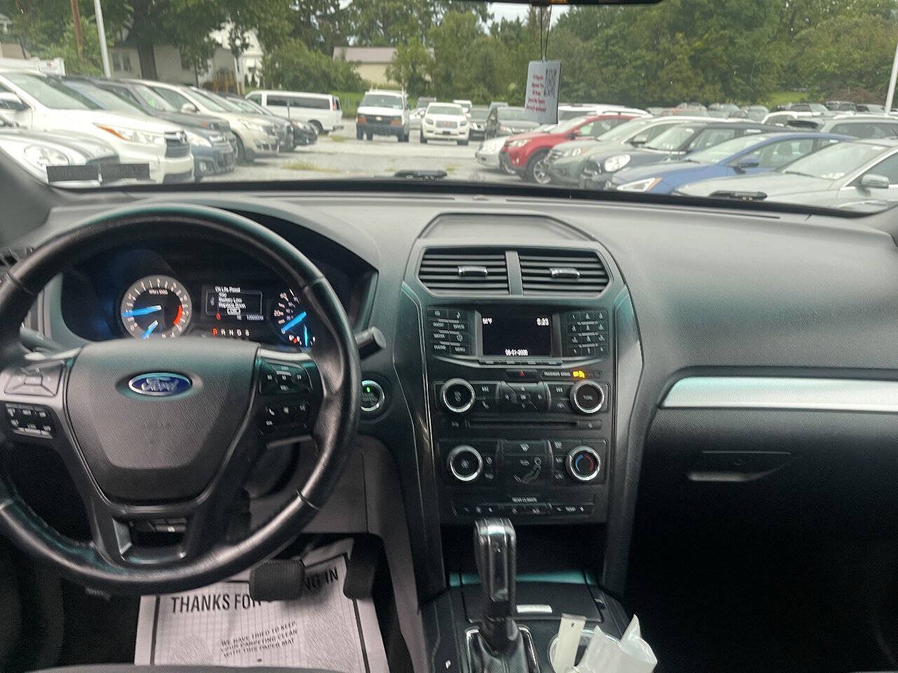Used 2016 Ford Explorer XLT AWD/4WD image 18