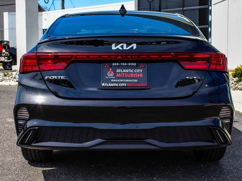 Used 2023 Kia Forte GT-Line w/ GT-Line Technology Package image 5