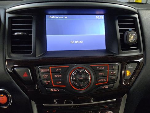 Used 2016 Nissan Pathfinder SL w/ SL Premium Package AWD/4WD image 25