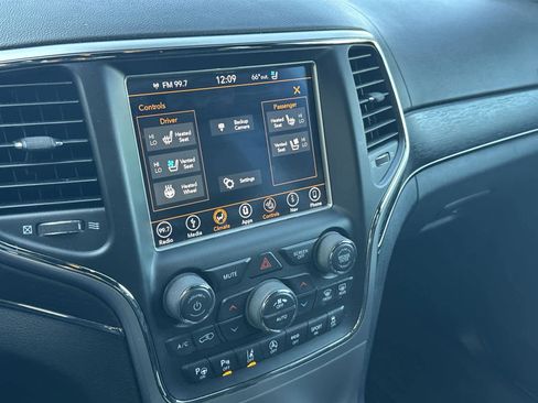 Used 2018 Jeep Grand Cherokee High Altitude image 23