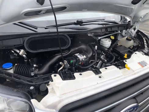 Used 2020 Ford Transit 150 Medium Roof RWD image 10