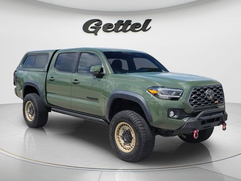Used 2021 Toyota Tacoma TRD Off-Road w/ Technology Package AWD/4WD image 5