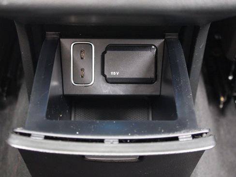 Certified 2022 Mercedes-Benz GLS 450 4MATIC image 32