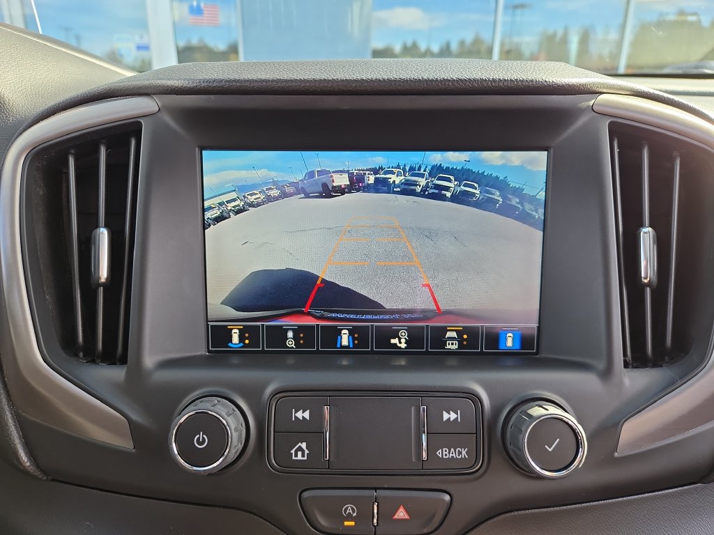 Used 2022 GMC Terrain AT4 w/ Infotainment Package II AWD/4WD image 25
