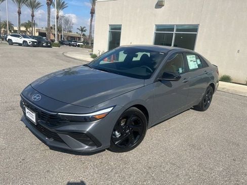 New 2026 Hyundai Elantra Sport image 2