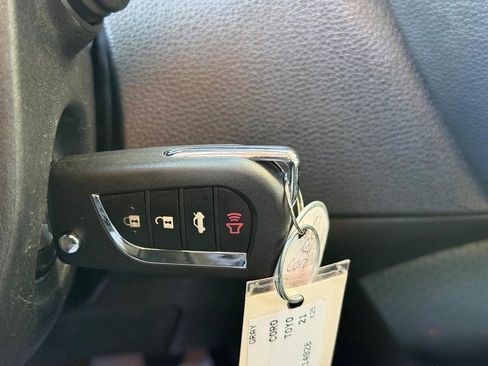 Used 2021 Toyota Corolla LE w/ Carpet Mat Package (TMS) image 30