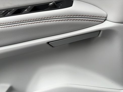 New 2026 Jeep Cherokee Overland AWD/4WD image 22